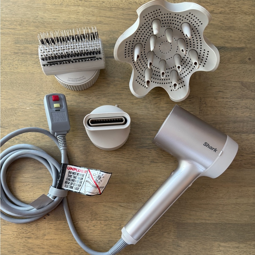 Shark HyperAir Hair Dryer with accessories including diffuser for curly hair.